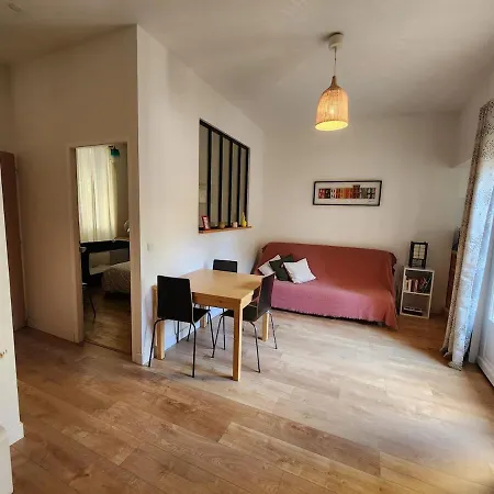 Beau T2 Renove Apartment